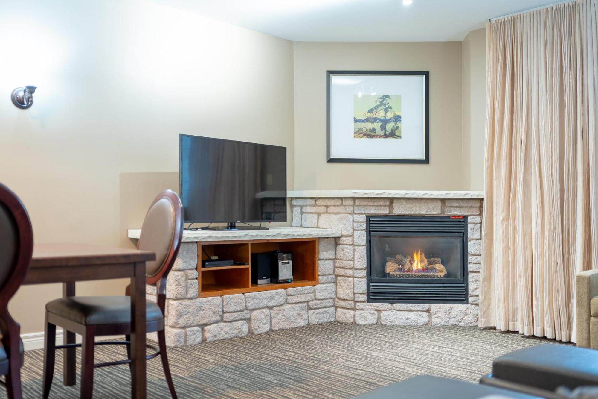 Horseshoe Valley Suites - The Azure Shanty Bay Екстериор снимка