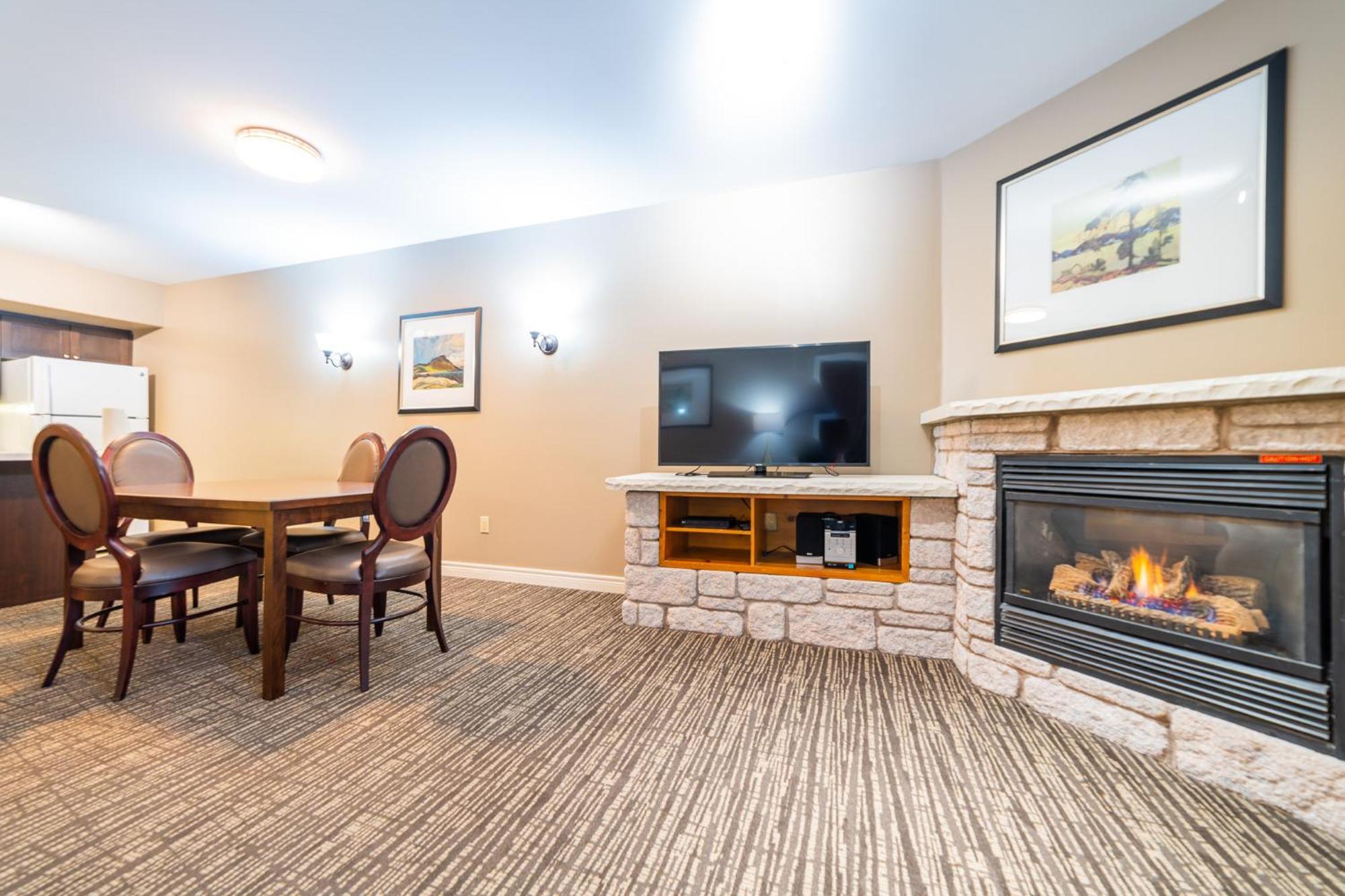 Horseshoe Valley Suites - The Azure Shanty Bay Екстериор снимка